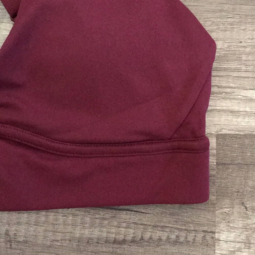Fabletics Sports Bra - Picture 5 of 10